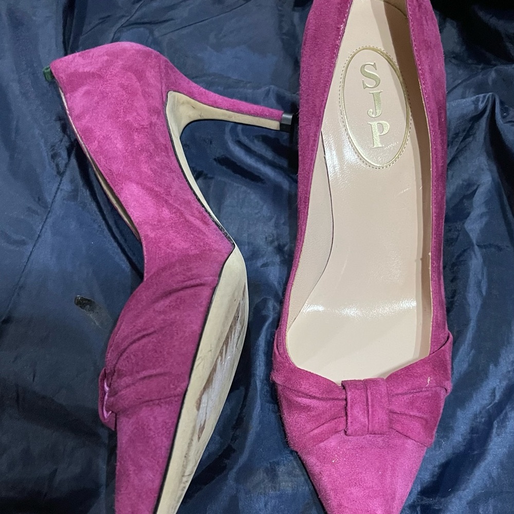 SJP new with out tags size 7 made in Italy size 37 heel 2” heel